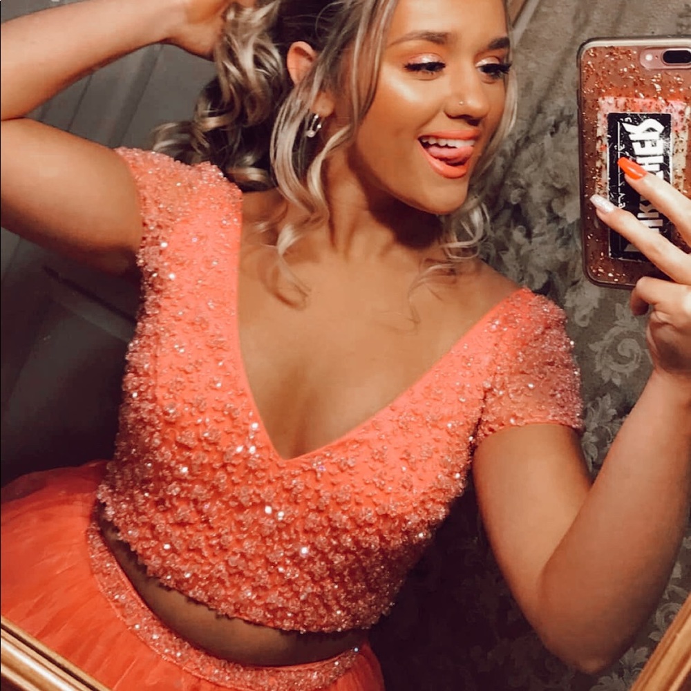 Prom Dress - Picture 4 of 4
